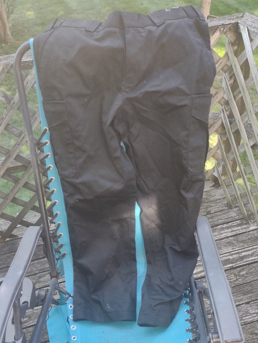 Woman's Black Cargo Pants